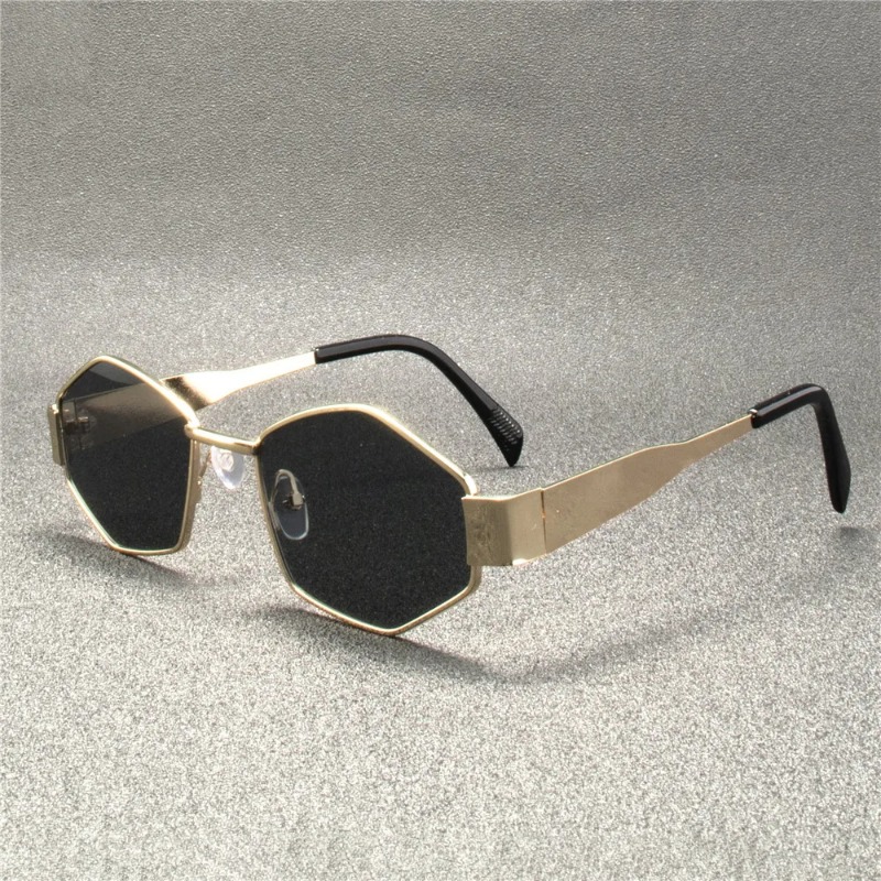 Vintage Punk Style Sunglasses  - Women'S Fashion Eyewear avis et prix