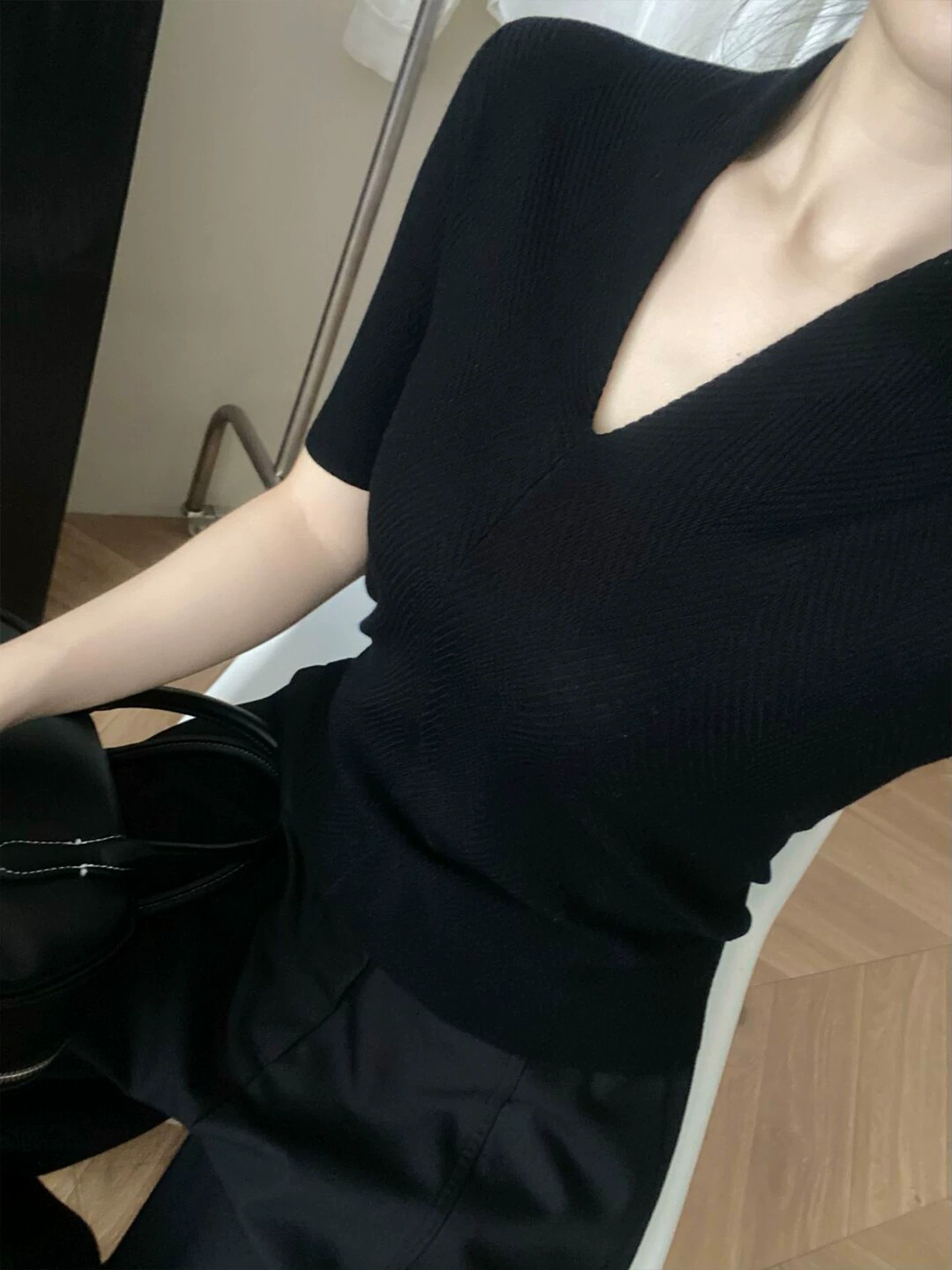 Light Luxury High-End White V- - Women Fashion Style avis et prix
